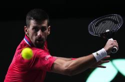 华体会体育APP下载-塞尔维亚举重选手勇夺金牌，全情投入