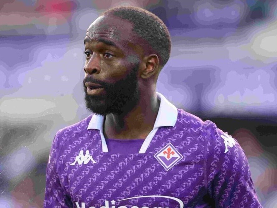 佛罗伦萨前锋状态神勇，创造多项个人纪录