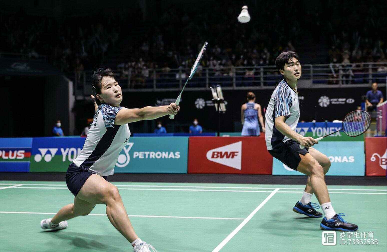 泰国羽毛球队逆转韩国羽毛球队，辛杜绝境逆转