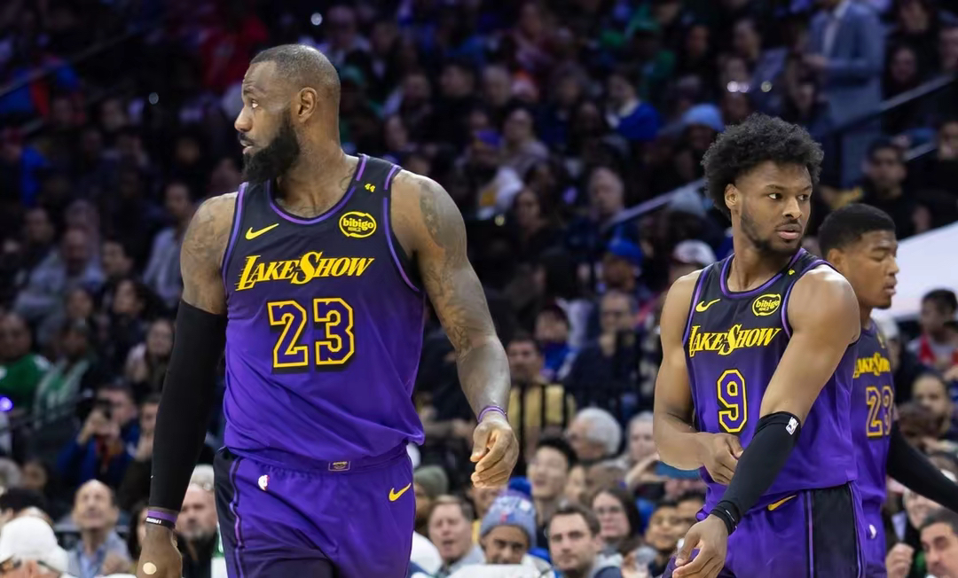 湖人险胜雄鹿B队,浓眉关键制胜 湖人险胜雄鹿B队,浓眉关键制胜