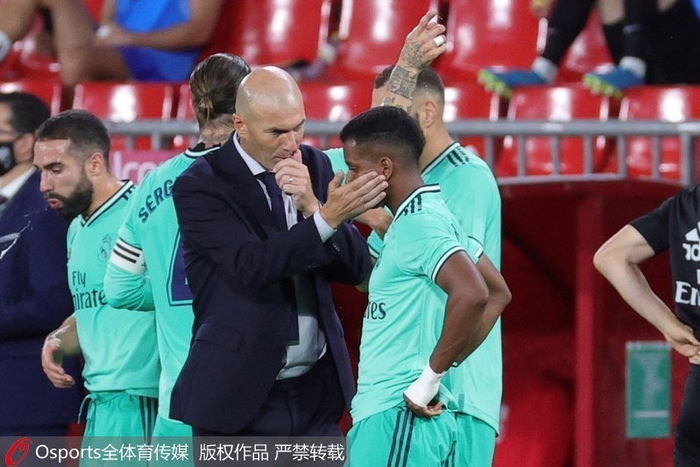 法国力克中国，卡塞米罗关键制胜