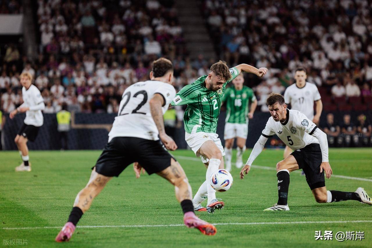 德国球队大胜比赛获得关键胜利